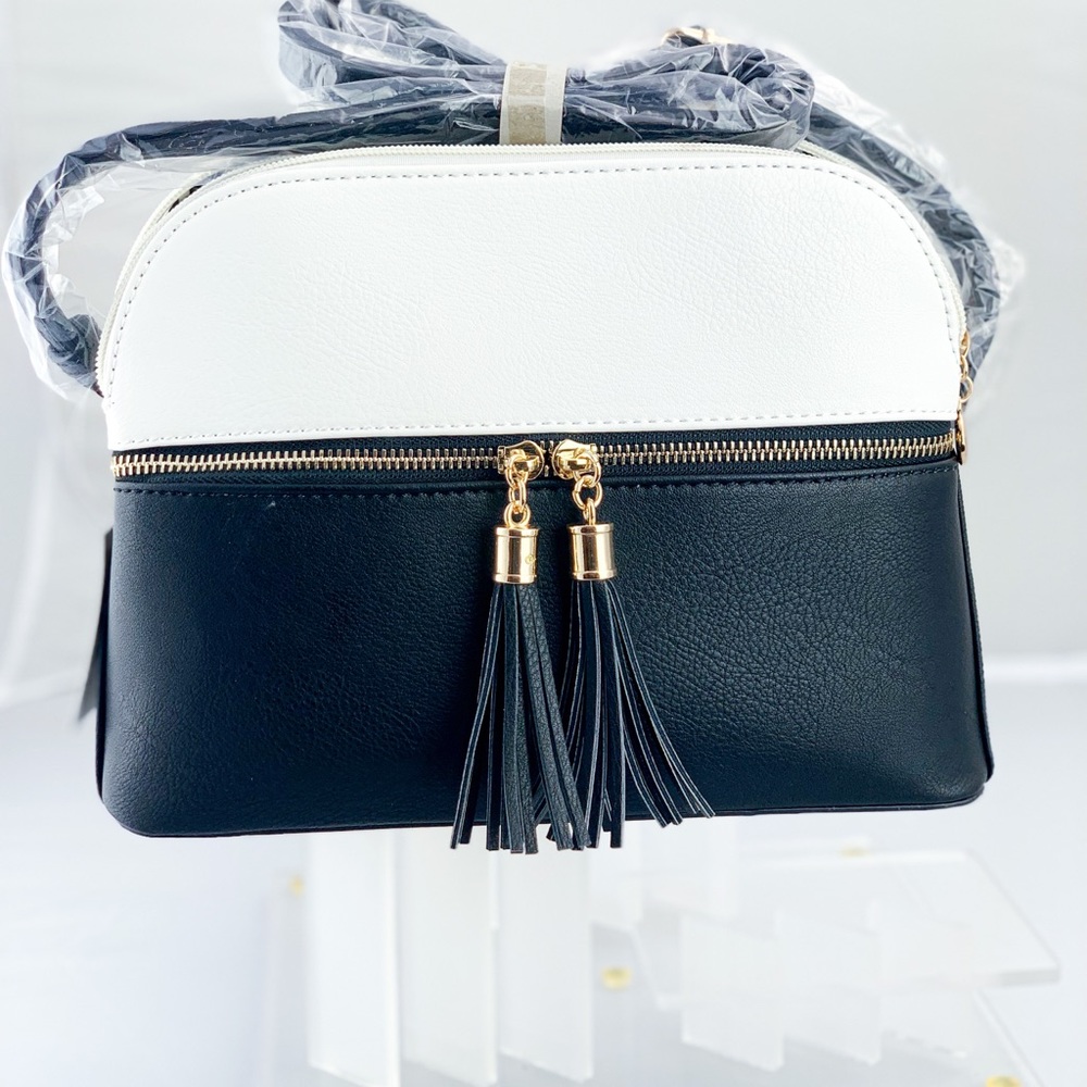 Faux Leather Mid Zipper Double Color Handbag Purse - Picture 8 of 8